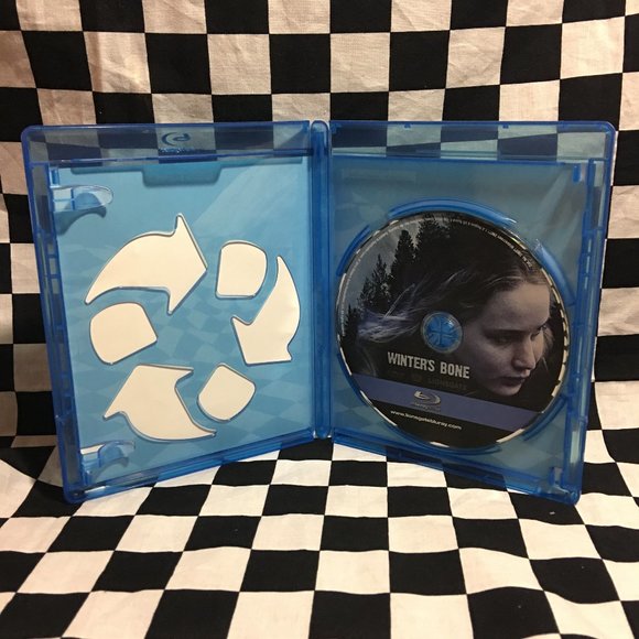 Winter's Bone Blu Ray - Picture 3 of 3